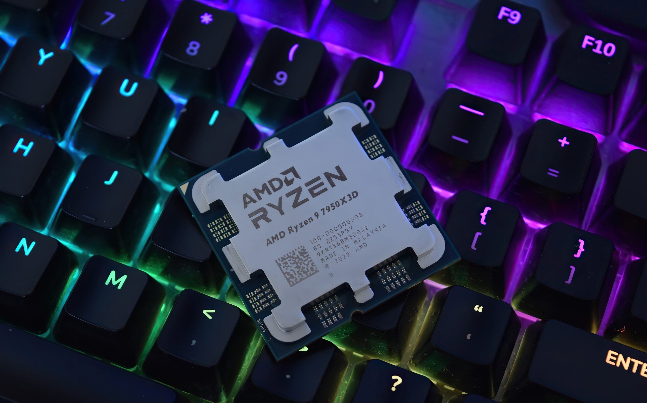 ولتاژ بسیار بالا در پردازنده AMD Ryzen 7000 هنگام حالت بیکار