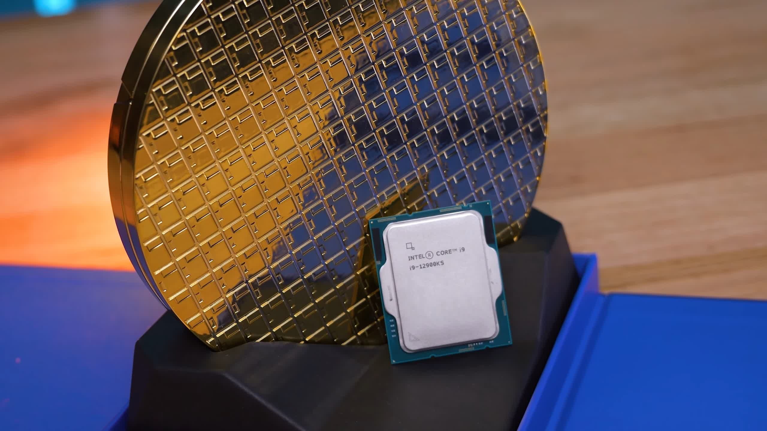 اینتل پردازنده Core i9-12900KS را با بسته بندی جدید عرضه می کند