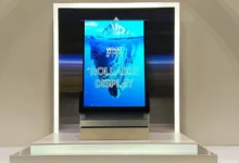 سامسونگ از نمایشگر 12.4 اینچی رول‌شونده خود برای موبایل‌ها رونمایی کرد