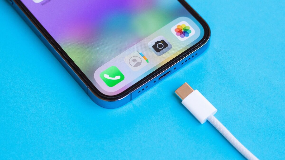 اپل رکورد سرعت انتقال داده را با کابل‌های USB-C آیفون 15 می‌شکند؛ 40 گیگابایت بر ثانیه!