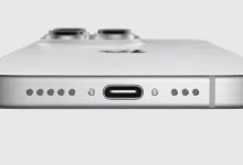 تصاویر لورفته کانکتور USB-C آیفون ۱۵ را نشان می‌دهد