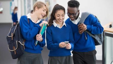 ممنوعیت استفاده از موبایل در مدارس انگلستان به زودی تصویب می‌شود