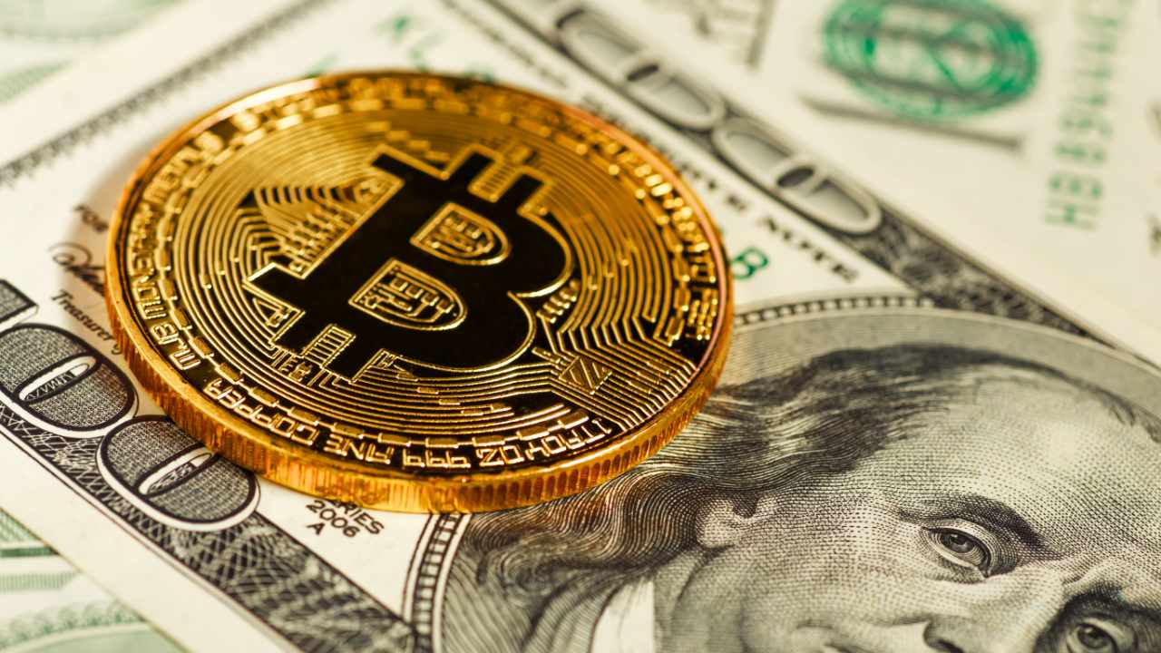 قیمت بیت‌کوین رکورد زد؛ عبور از ۱۱۱ هزار دلار