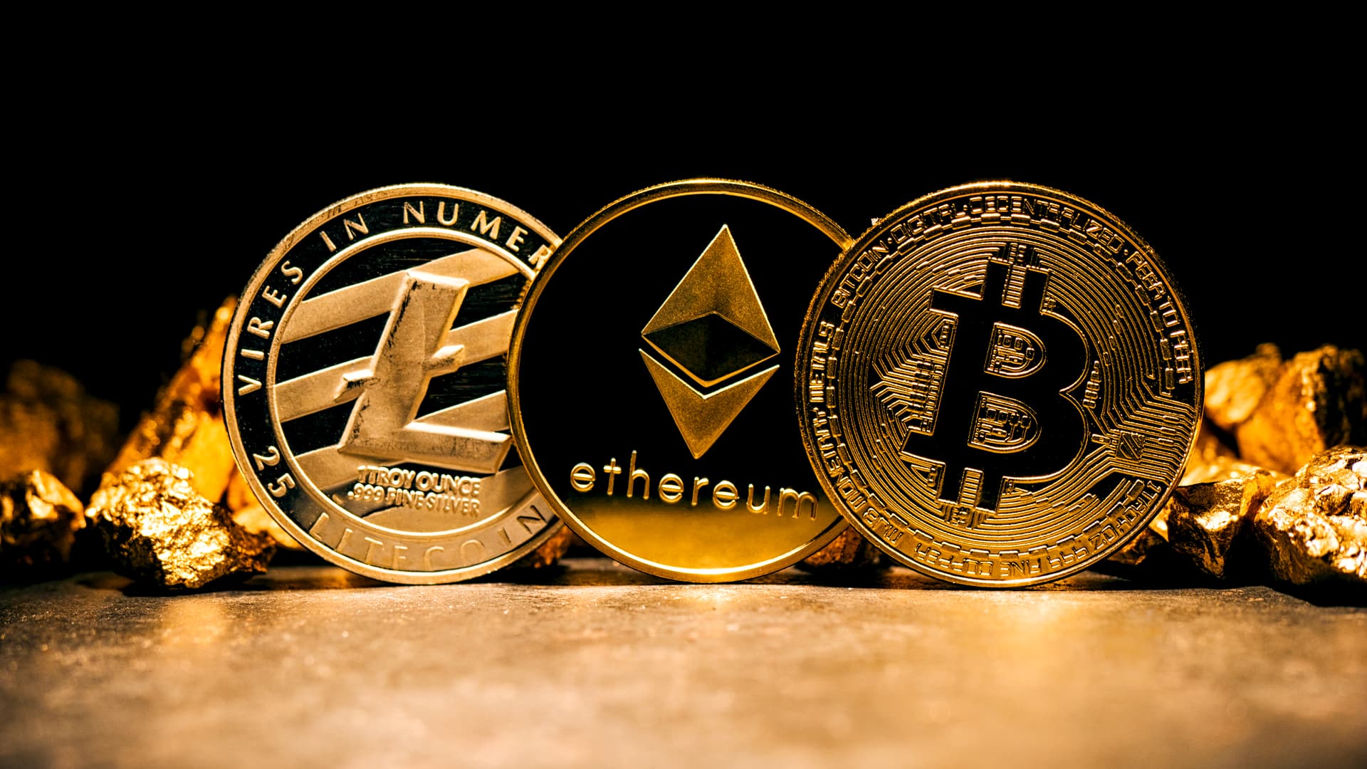 رویداد Bitcoin2025 | پیش‌بینی قیمت بیت کوین توسط چهره‌های معروف!