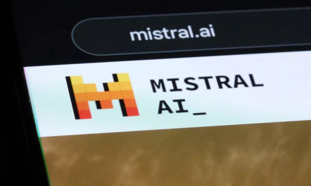 میسترال از Mistral Code رونمایی کرد؛ رقیب GitHub Copilot و Cursor