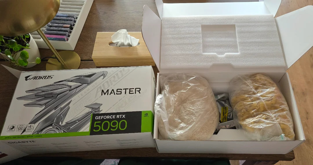 کلاهبرداری جدید: مشتری آمازون به جای کارت گرافیک RTX 5090، برنج و پاستا دریافت کرد!