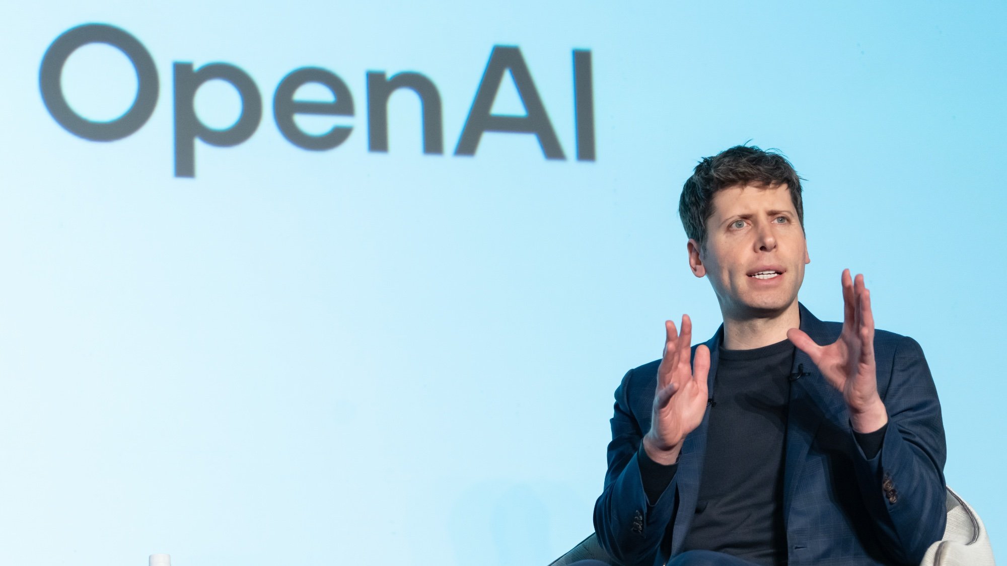OpenAI دوباره انتشار مدل هوش مصنوعی متن‌باز خود را به تعویق انداخت