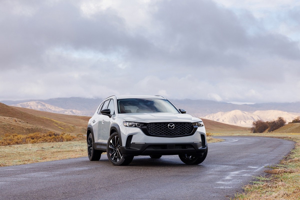 شاسی بلند مزدا CX-50 مدل ۲۰۲۶ با قیمت ارزانتر عرضه شد