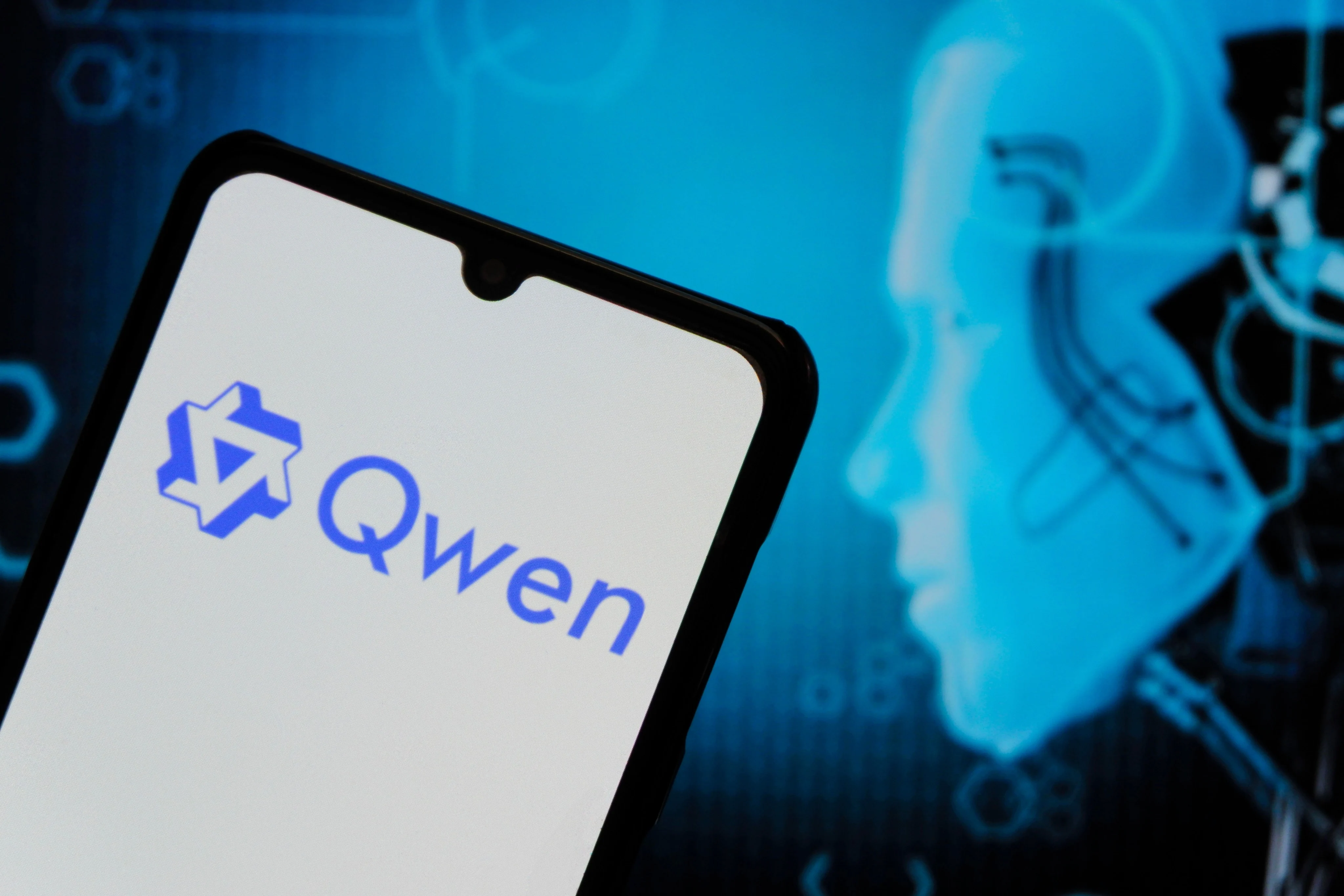 چتبات Qwen علیبابا به رکورد ۱۰ میلیون دانلود در هفته اول انتشار رسید