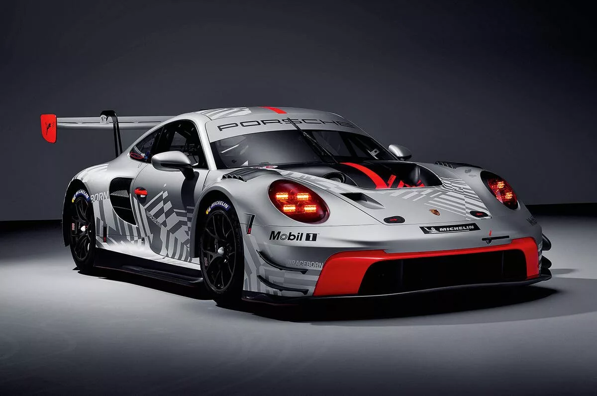 پورشه 911 GT3 R ثابت میکند که مهندسی سنتی هنوز زنده است
