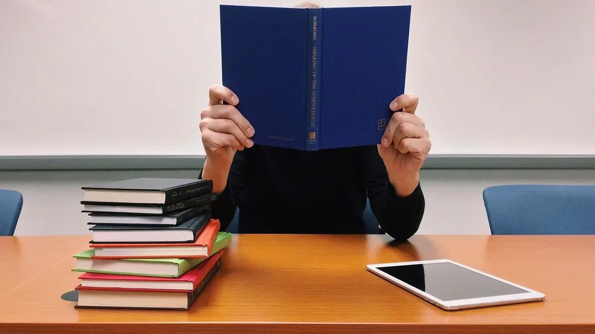 معضل تقلب با هوش مصنوعی؛ امتحانات شفاهی روباره رونق گرفتهاند