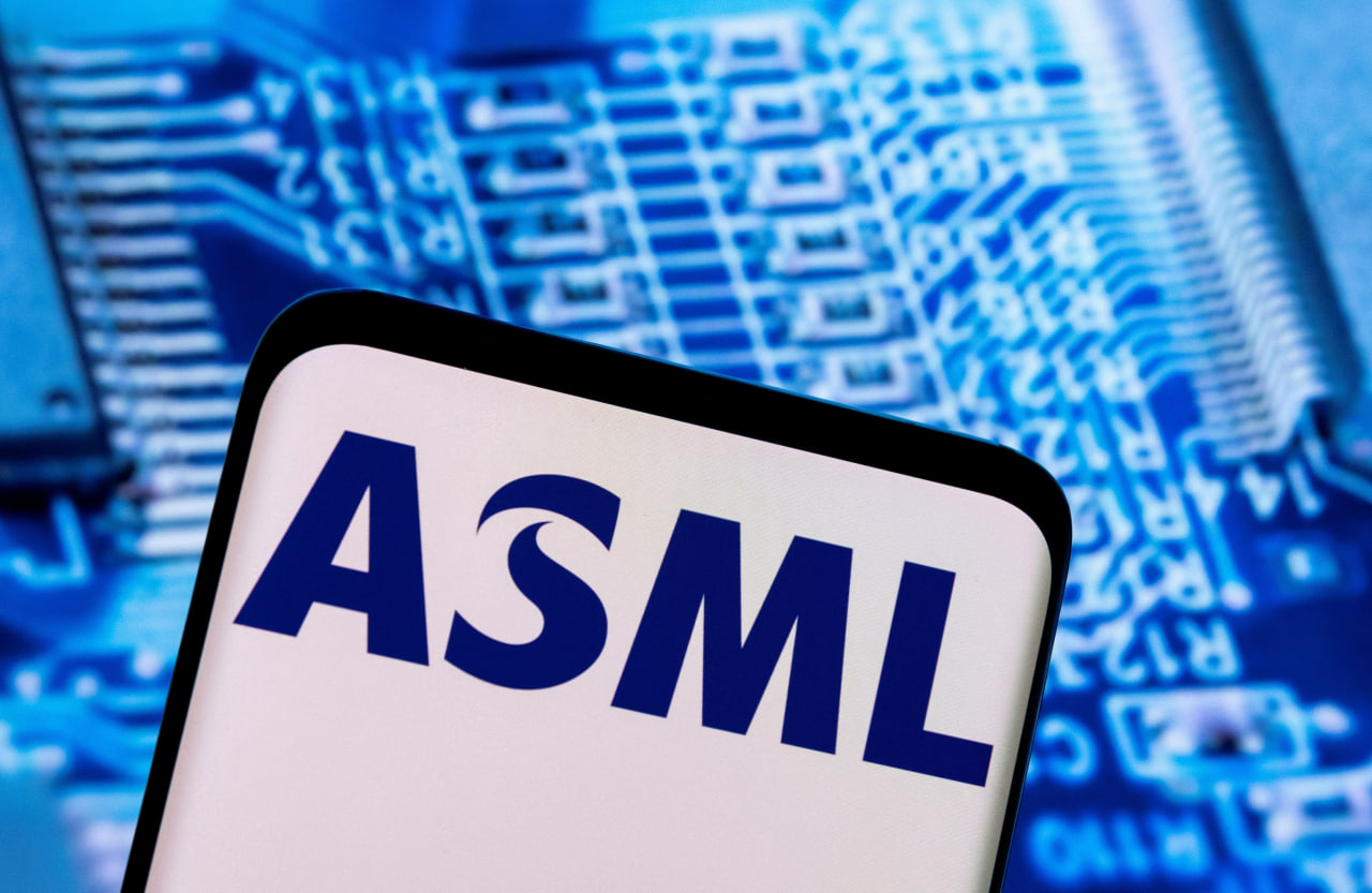 شرکت ASML پاداشی ۲۰ هزار یورویی به کارکنان خود پرداخت میکند