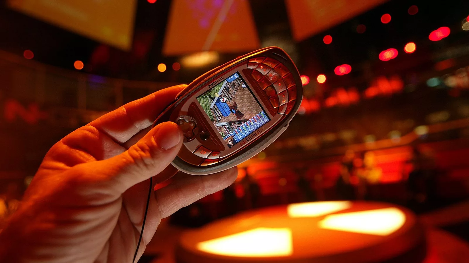 نوکیا N-Gage و سندروم تاکو؛ کالبدشکافی جسورانهترین و عجیبترین شکست تاریخ موبایل