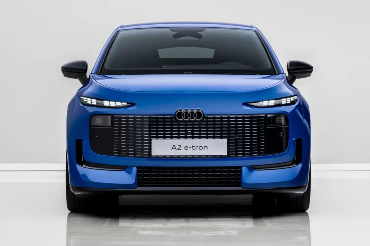 آئودی A2 E-Tron معرفی شد؛ ابعادی کوچک با پیمایش بالا