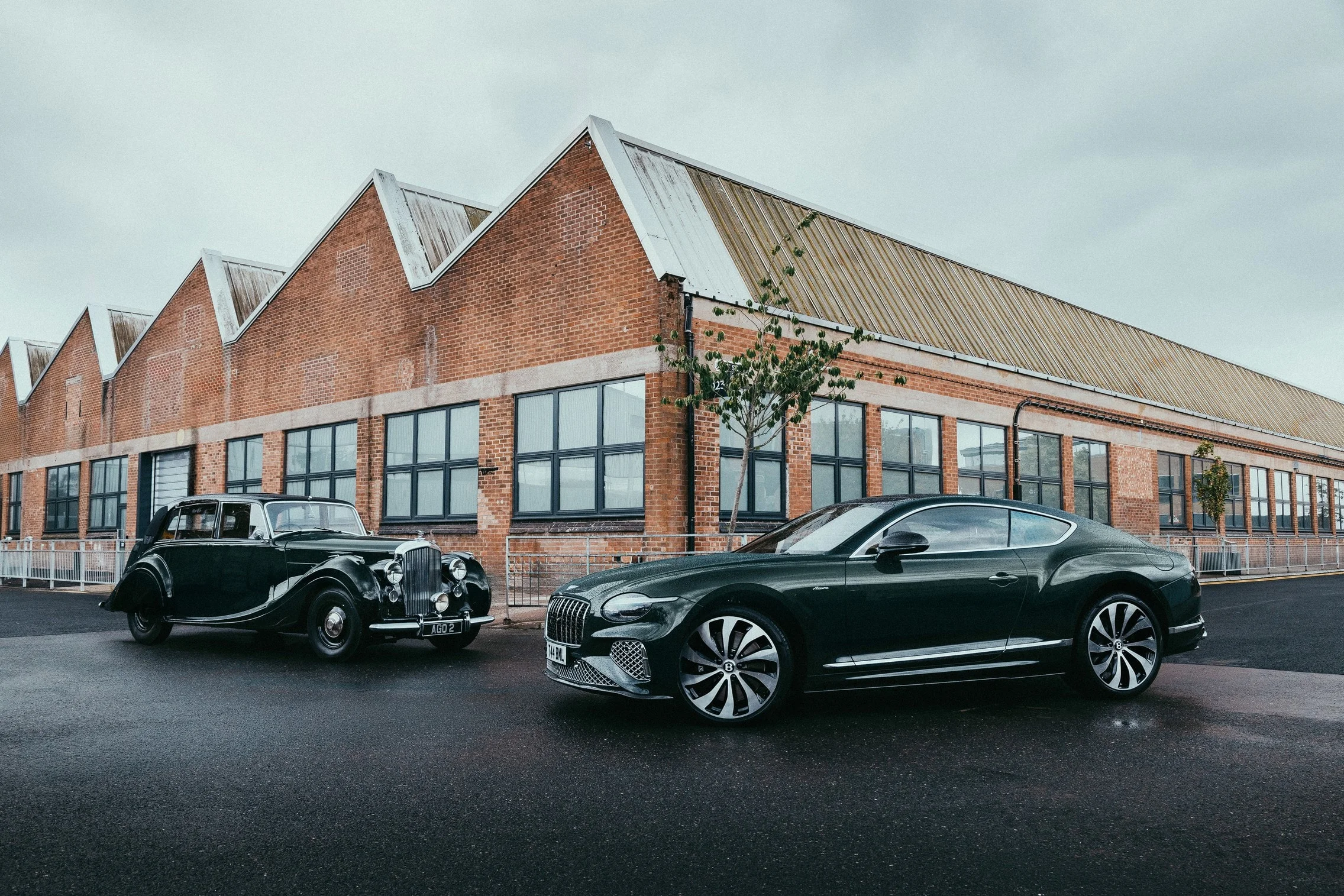 بنتلی فقط یک دستگاه از این Continental GT میسازد؛ ادای احترام ۸۰ ساله به کارخانه تاریخی Crewe