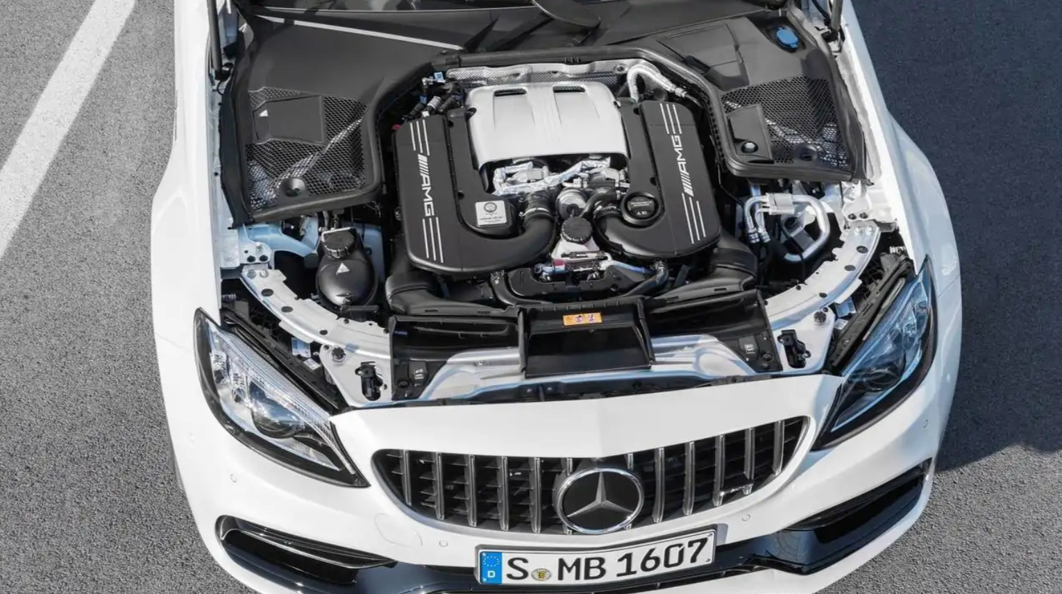 اعتراف مرسدس به پرطرفدار بودن موتور V8؛ آیا با V12 غافلگیری تازهای در راه است؟