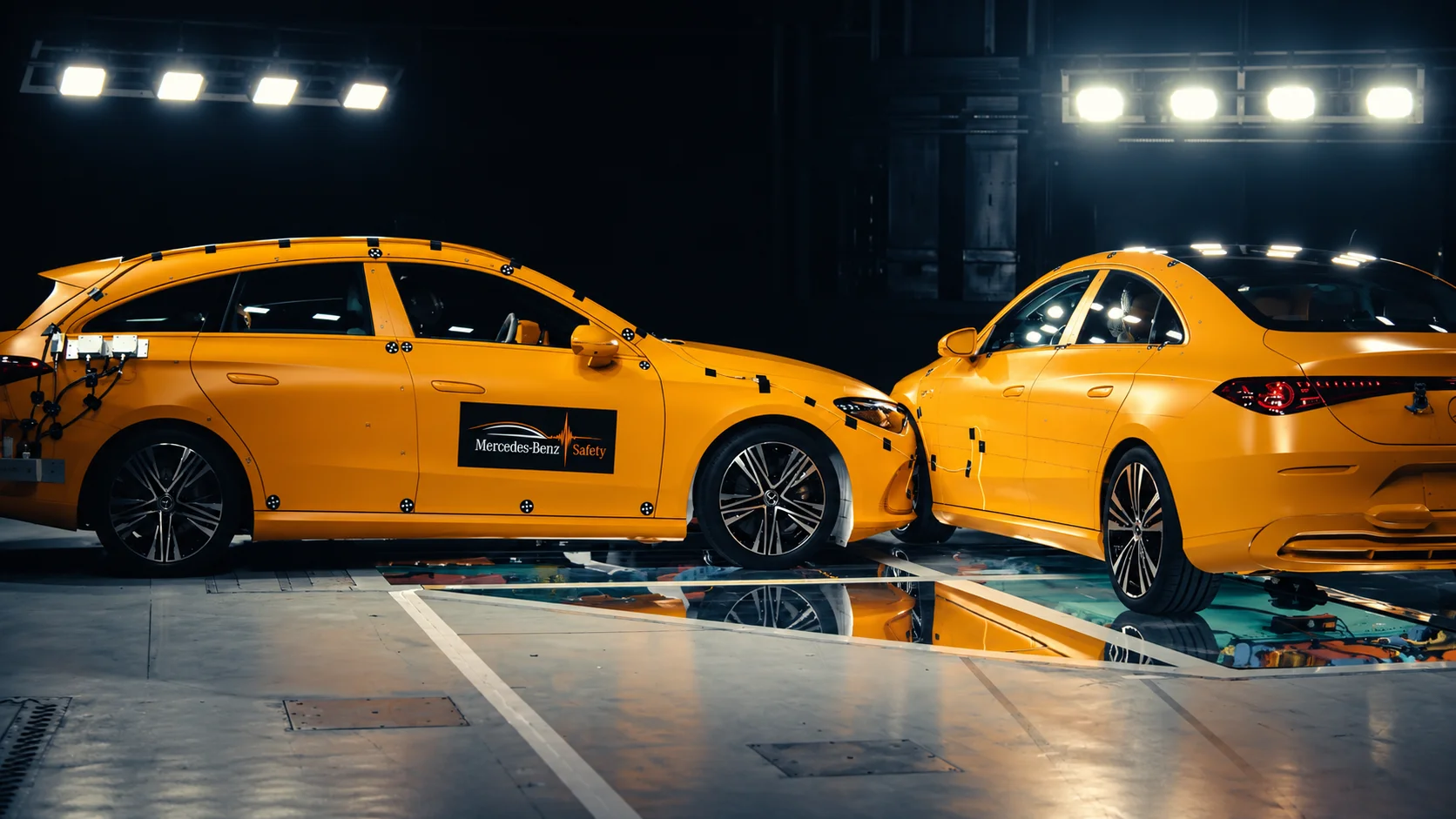 مرسدس بنز CLA ایمنترین خودروی سال شد؛ عملکرد خیرهکننده در تست تصادف Euro NCAP