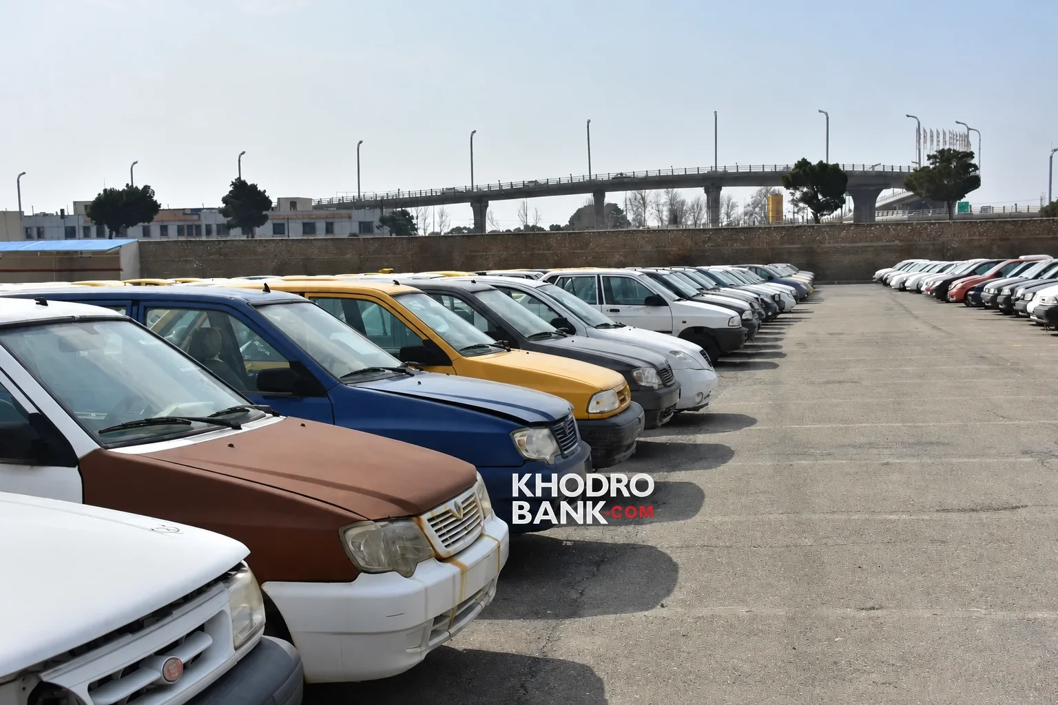احتمال توقف واردات خودرو در ایران؛ آیا شوک قیمتی سال ۱۳۹۷ تکرار میشود؟